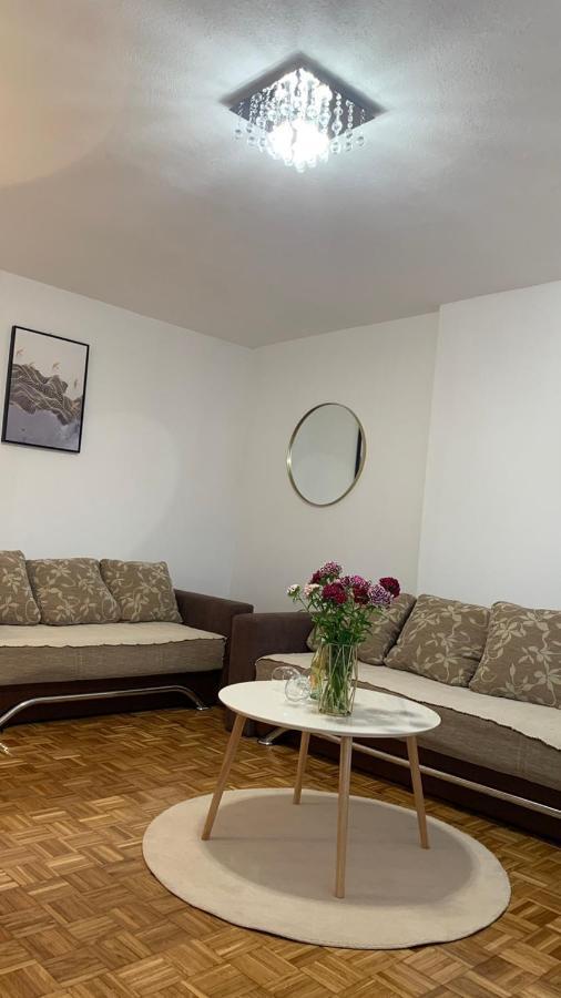 באניה לוקה Apartman Nova Varos מראה חיצוני תמונה